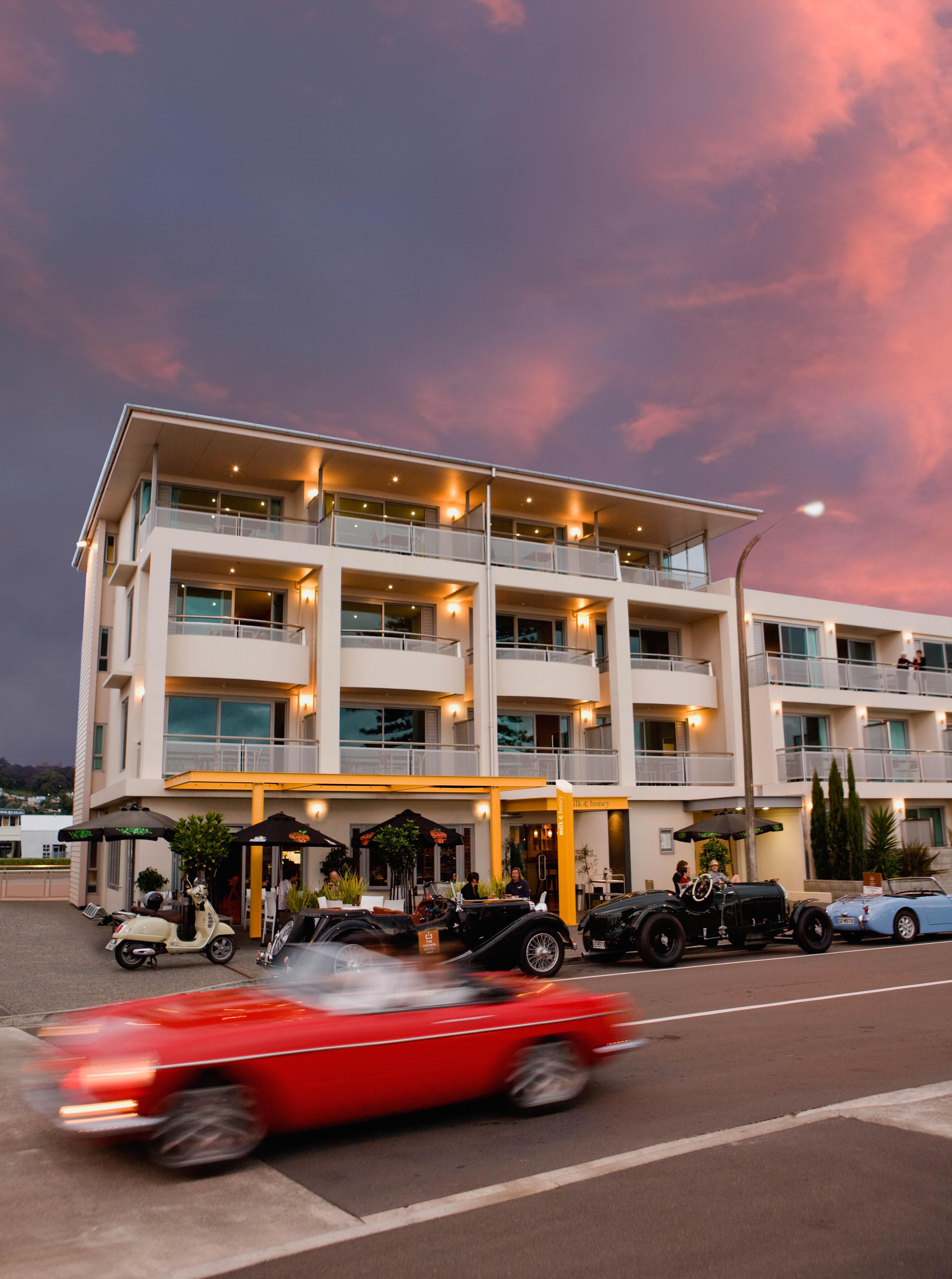 The Crown Hotel Napier Extérieur photo