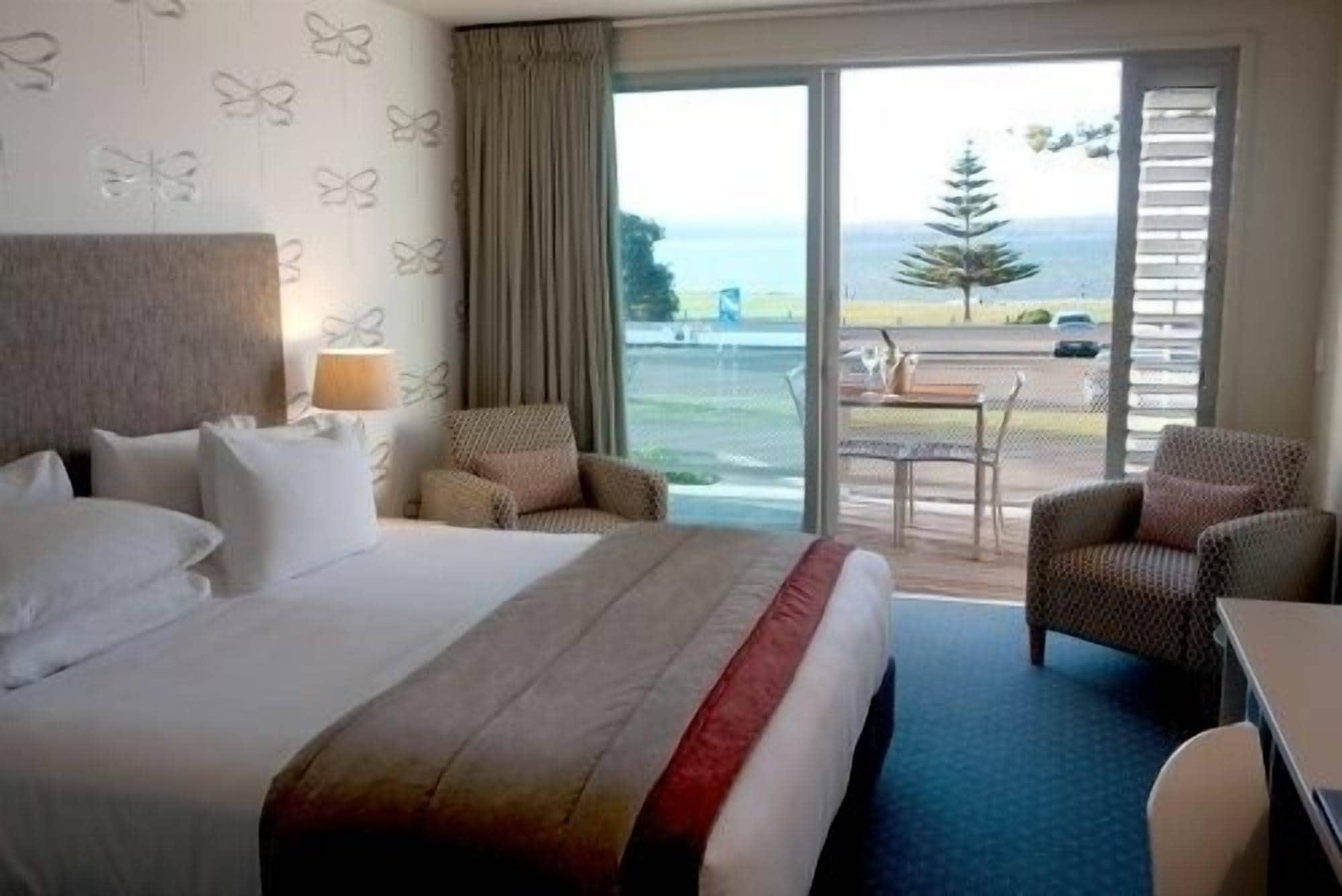 The Crown Hotel Napier Extérieur photo